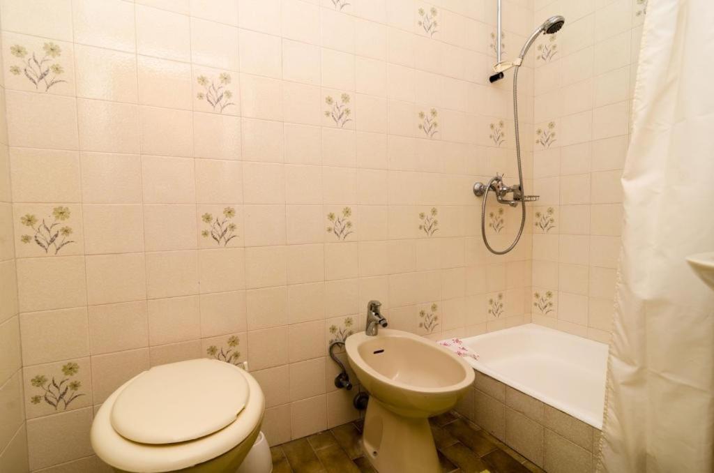Apartments Anka Трстено Екстер'єр фото