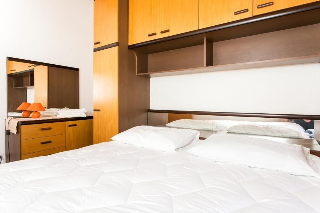 Apartments Anka Трстено Екстер'єр фото