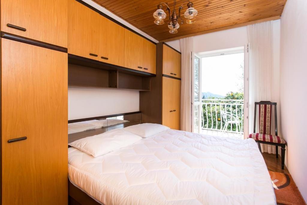 Apartments Anka Трстено Екстер'єр фото
