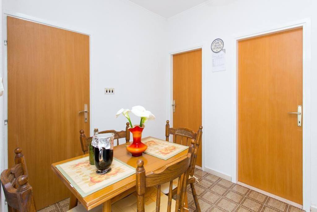 Apartments Anka Трстено Екстер'єр фото