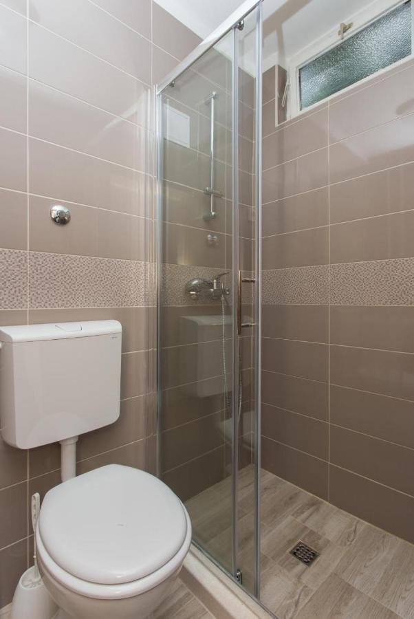 Apartments Anka Трстено Екстер'єр фото